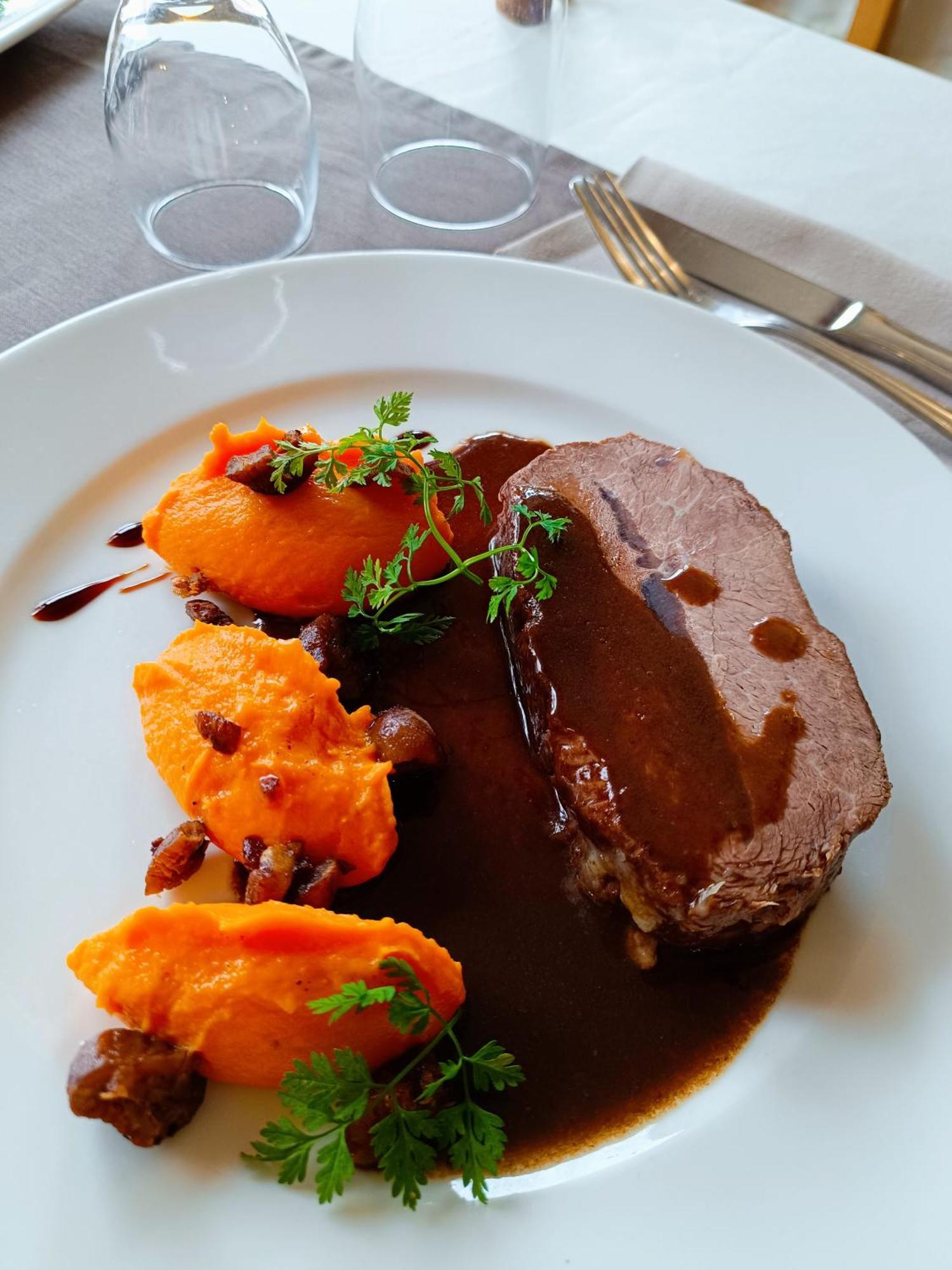 Auberge Des Montauds - Hotel & Restaurant Villard-de-Lans Buitenkant foto