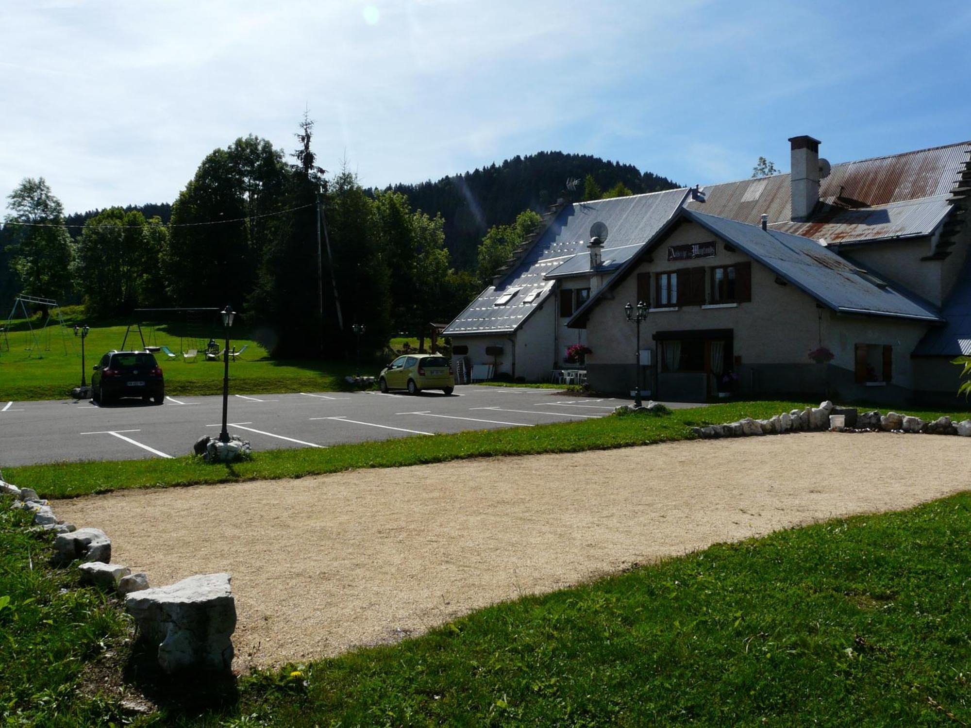 Auberge Des Montauds - Hotel & Restaurant Villard-de-Lans Buitenkant foto