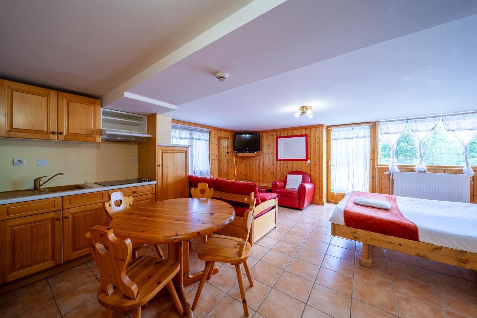 Auberge Des Montauds - Hotel & Restaurant Villard-de-Lans Kamer foto