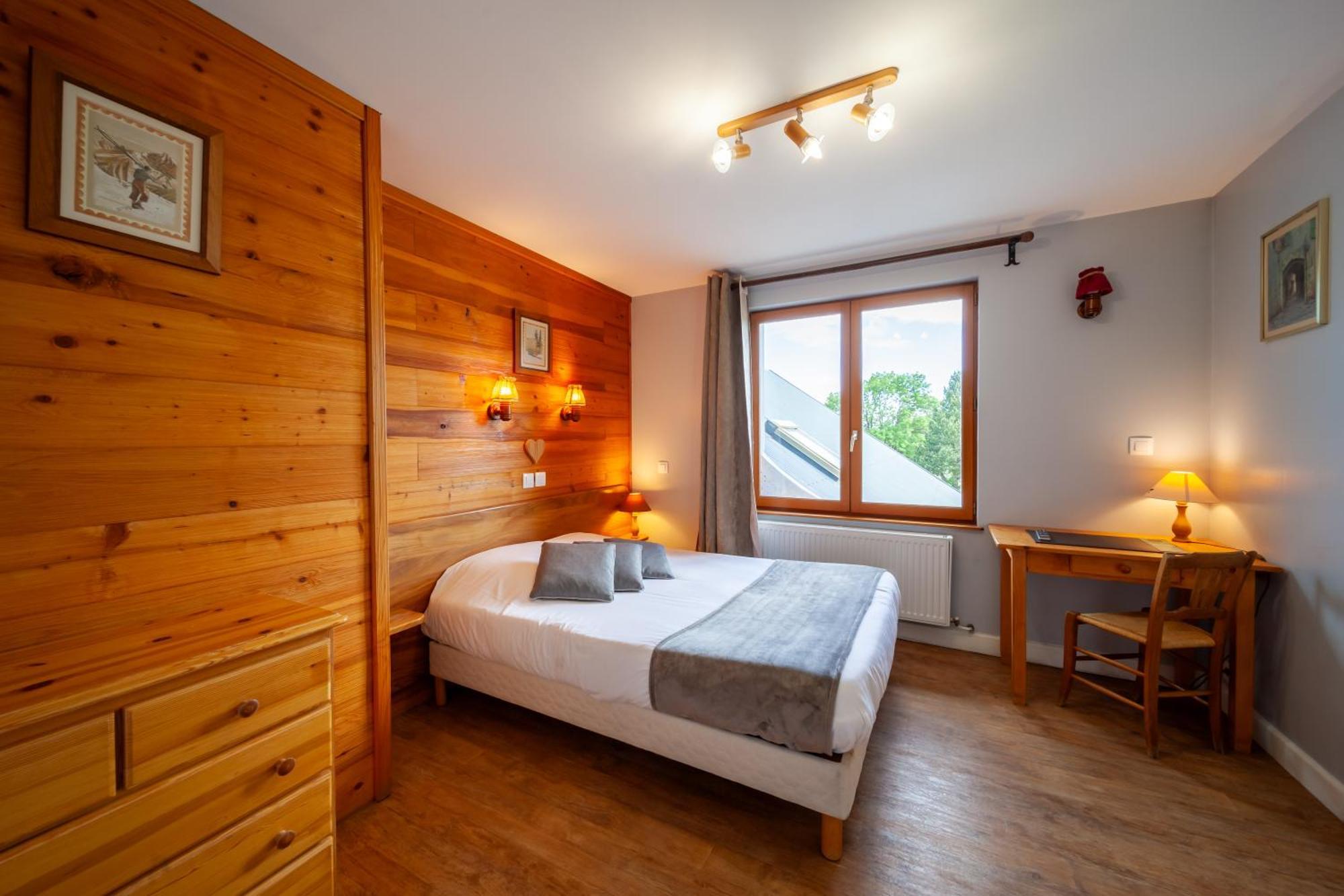 Auberge Des Montauds - Hotel & Restaurant Villard-de-Lans Kamer foto